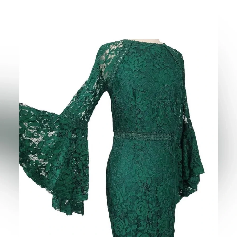 Baltic Born Gown - Picture 3 of 7